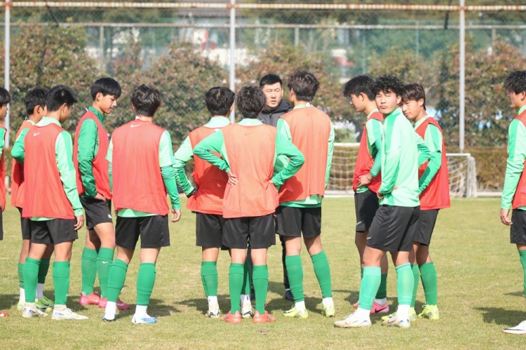  浙江U18、U16兩隊已前往日本橫濱和琦玉，進(jìn)行為期約10天的拉練