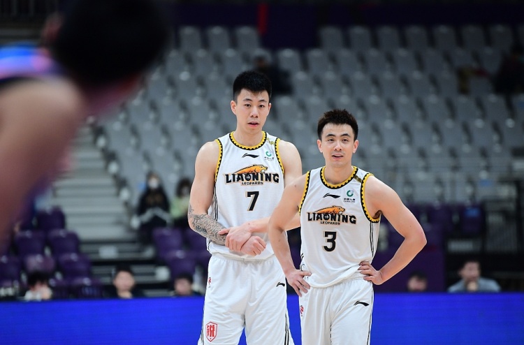 沈陽(yáng)日報:5連勝&球隊狀態(tài)明顯回升 遼籃重燃挺進(jìn)前四希望