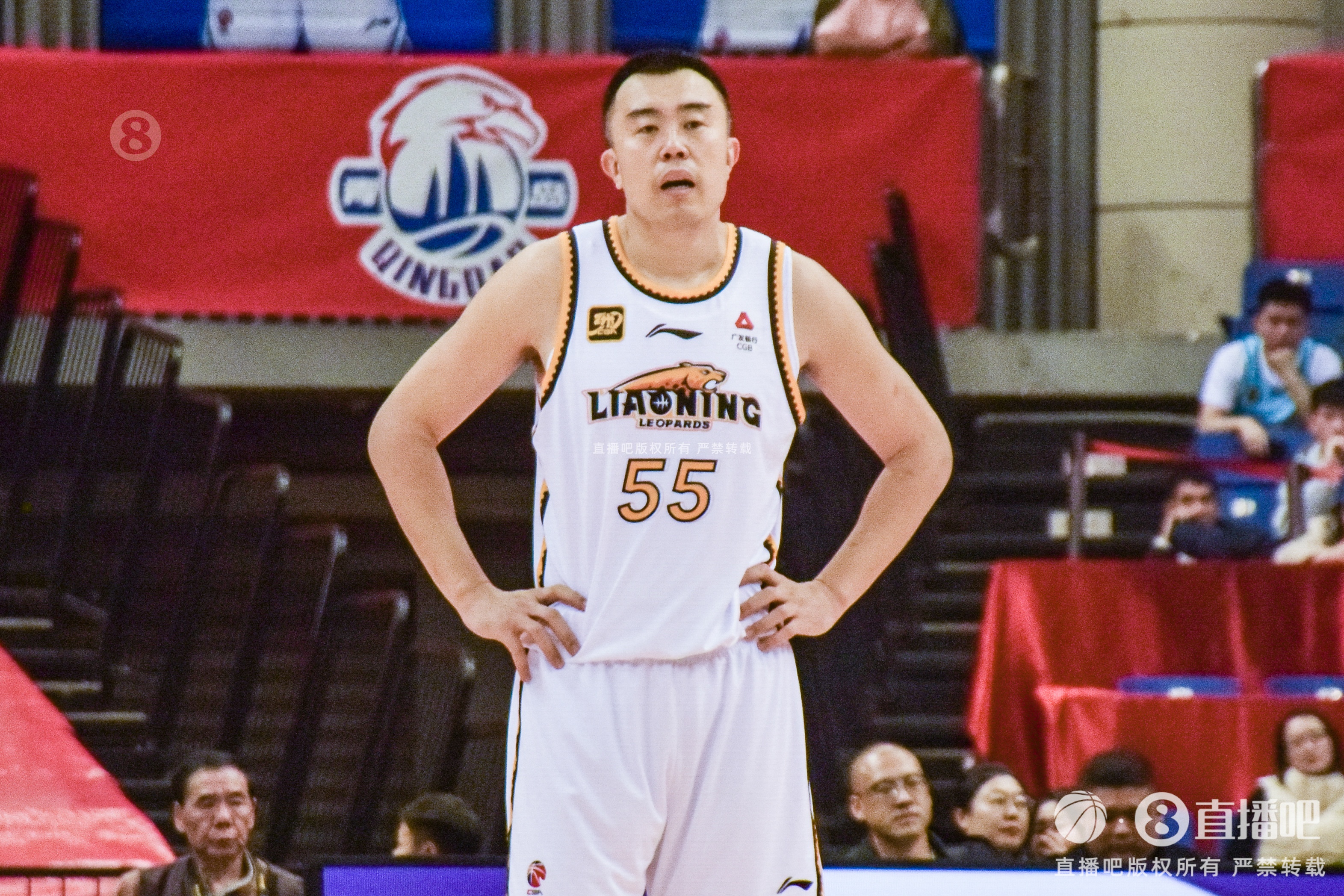 老將盡力了!韓德君5中4高效拿下14分6籃板