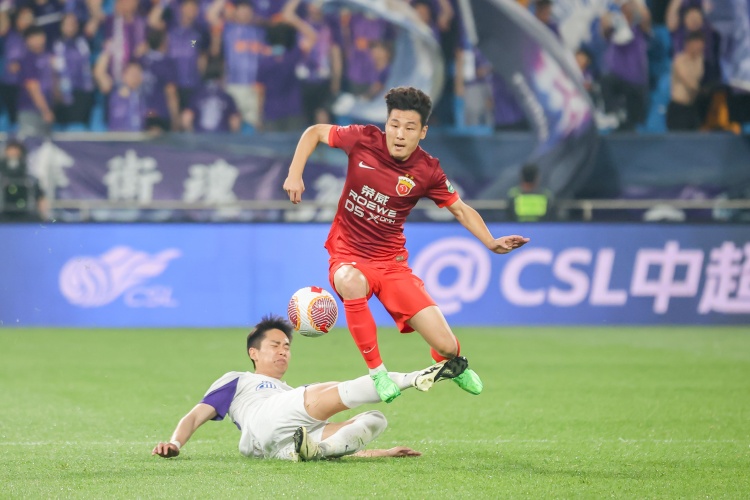  津媒：滬上雙雄沖刺備戰超級杯，武磊缺陣海港面臨嚴峻挑戰