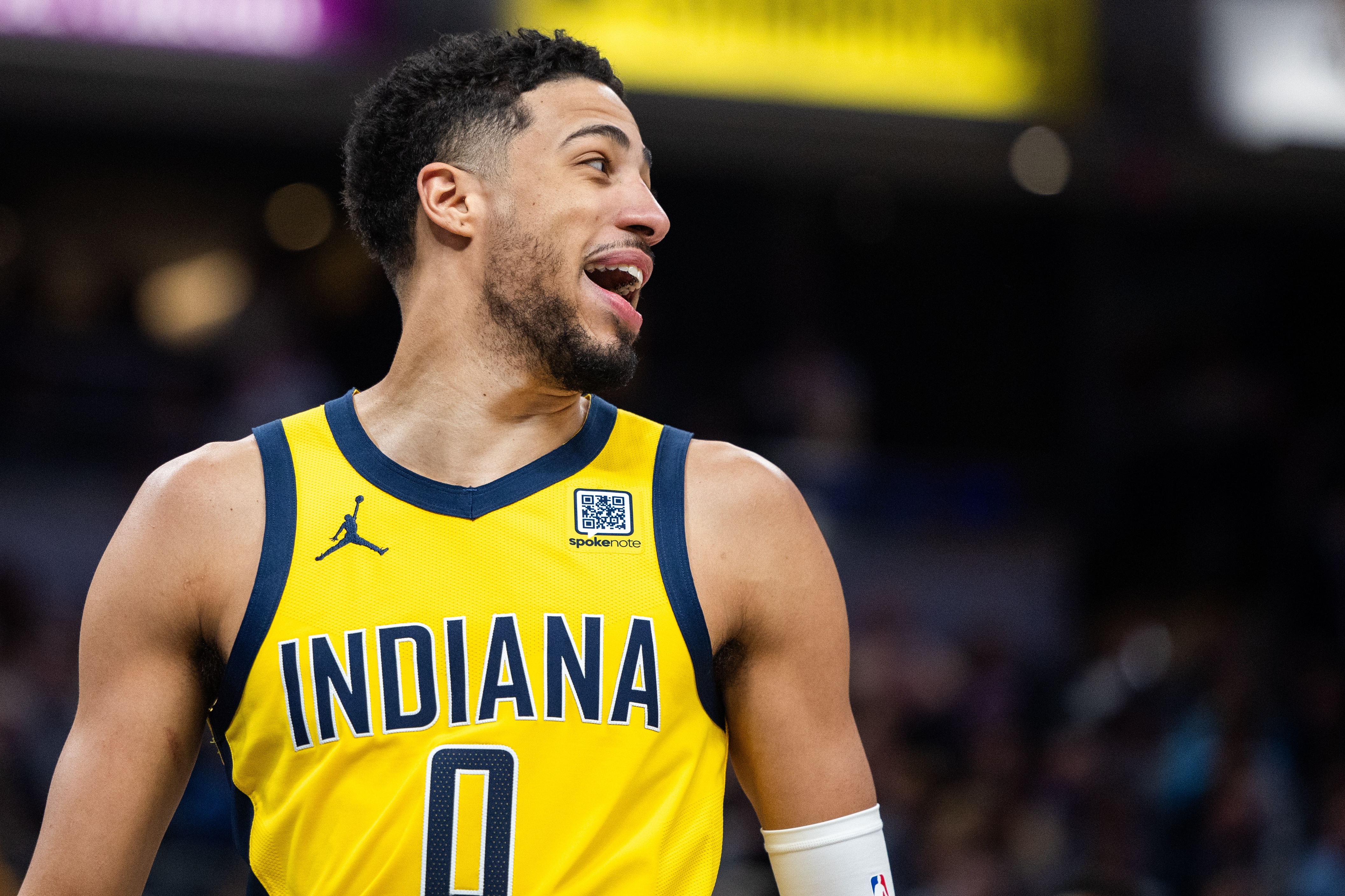  哈利伯頓：快船球館是NBA最棒的 等他們進(jìn)季后賽 這里肯定會(huì )嗨翻